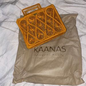 Kaanas Woven Straw Purse